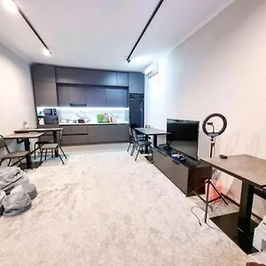 Капсульный отель Almaty Central Hostel, Алматы